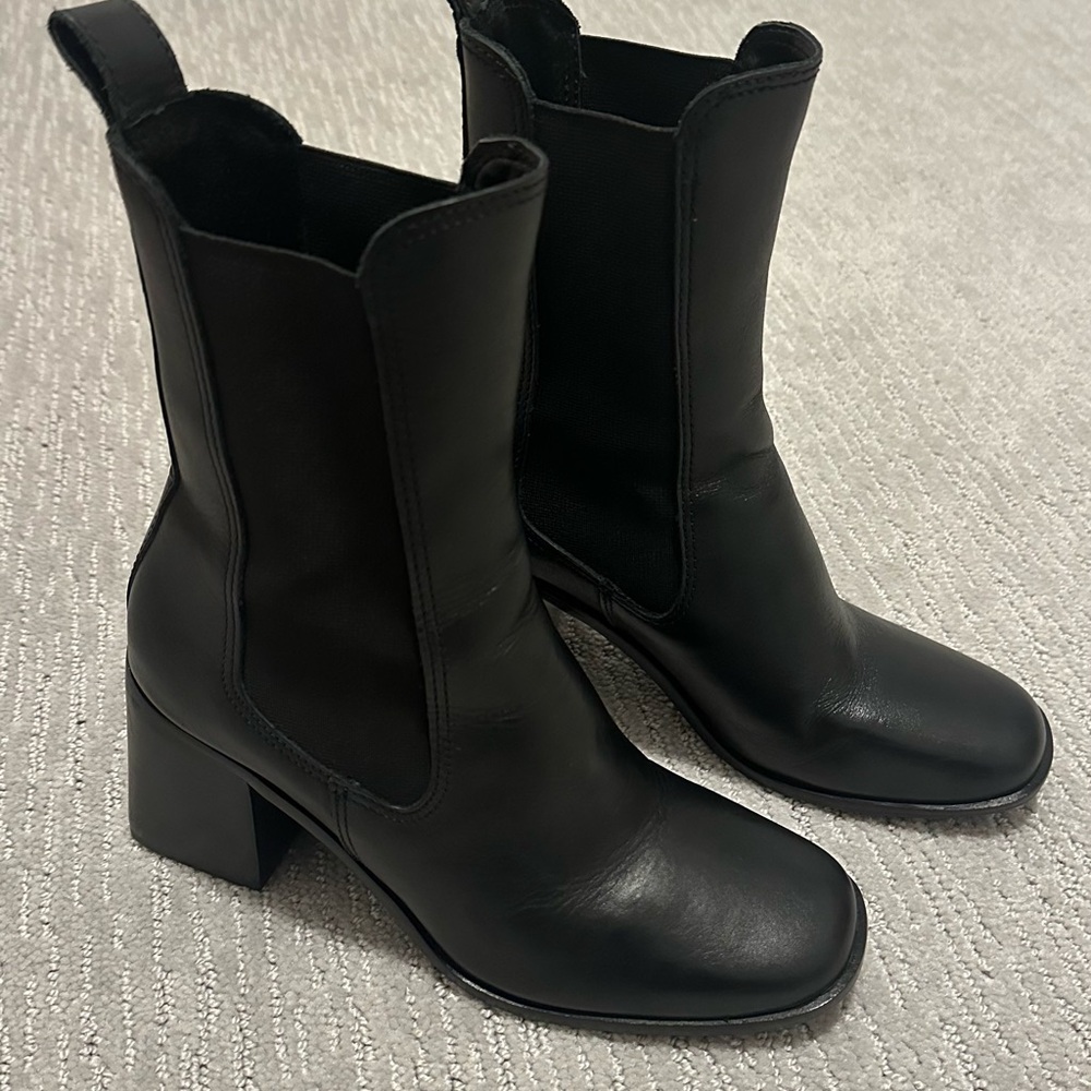 Steve Madden Boots